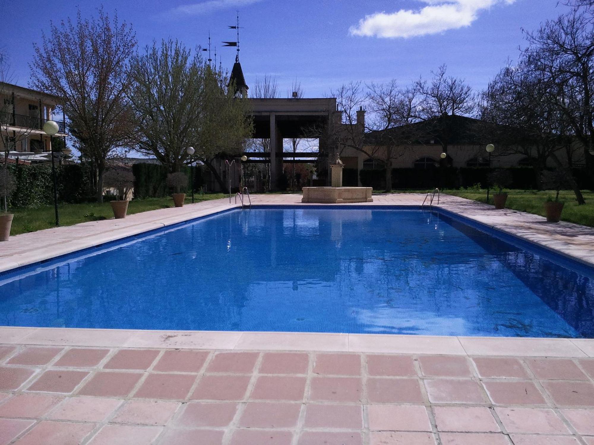 Hotel Castillo De Montemayor Bagian luar foto